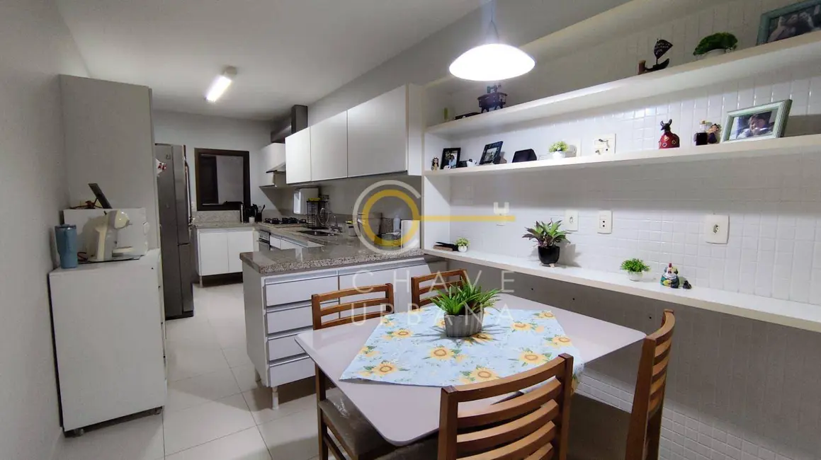 Apartamento com 3 quartos à venda, 220m2 em Pompéia, Santos - SP - imagem 8 Foto 8 de Apartamento com 3 quartos à venda, 220m2 em Pompéia, Santos - SP