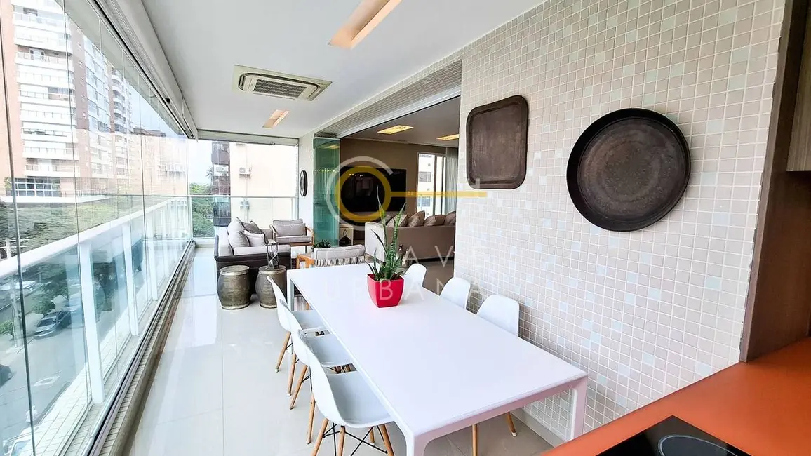 Foto 6 de Apartamento com 4 quartos à venda, 395m2 em Embaré, Santos - SP