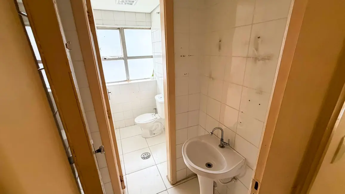 Foto 2 de Loja à venda e para alugar, 188m2 em Marapé, Santos - SP