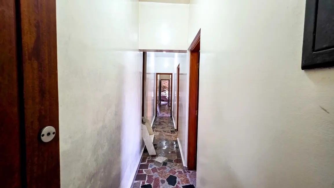 Casa de Condomínio com 6 quartos para alugar, 551m2 em Santos - SP - imagem 8 Foto 8 de Casa de Condomínio com 6 quartos para alugar, 551m2 em Santos - SP
