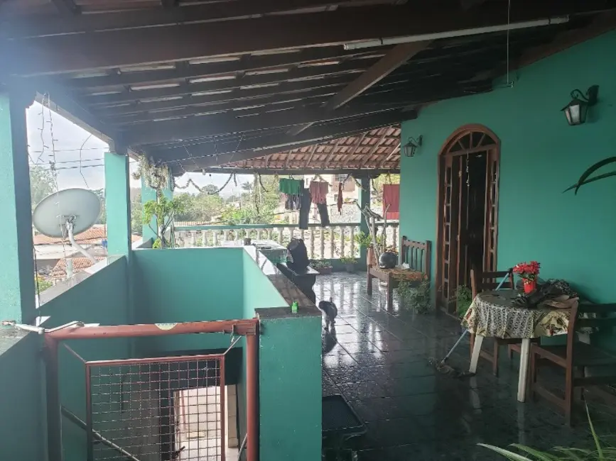 Foto 4 de Casa com 3 quartos à venda, 400m2 em Distrito Industrial Bandeirinhas, Betim - MG