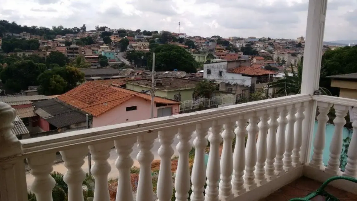 Foto 8 de Casa com 3 quartos à venda, 180m2 em Laranjeiras, Betim - MG