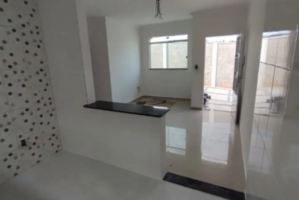Foto 2 de Casa com 2 quartos à venda, 58m2 em Vila Verde, Betim - MG