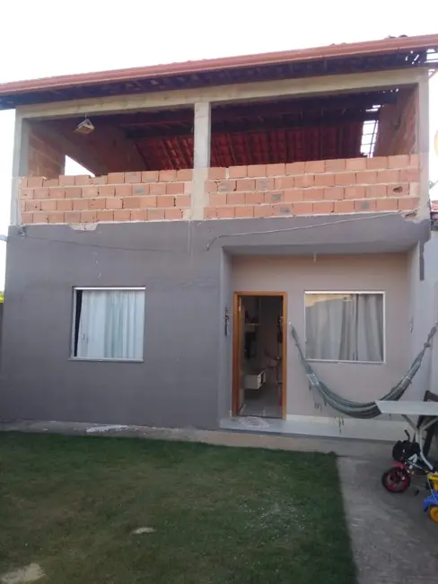 Foto 1 de Casa com 2 quartos à venda, 220m2 em Esmeraldas - MG