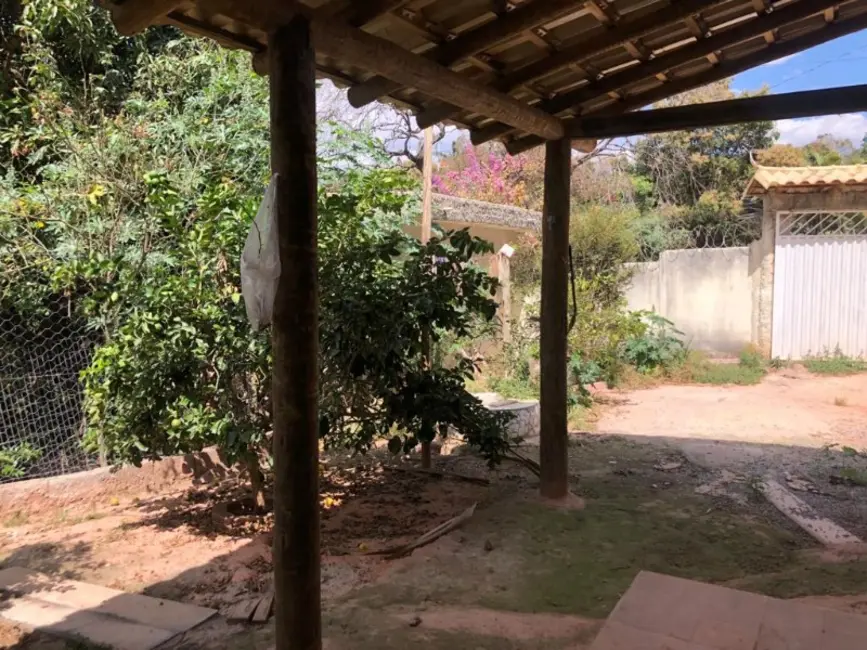 Foto 1 de Terreno / Lote à venda, 400m2 em Contagem - MG