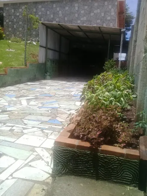 Casa com 3 quartos à venda, 300m2 em Vila Rica, Sabara - MG - imagem 6 Foto 6 de Casa com 3 quartos à venda, 300m2 em Vila Rica, Sabara - MG