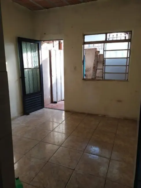 Foto 1 de Casa com 2 quartos à venda, 70m2 em Marimbá, Betim - MG