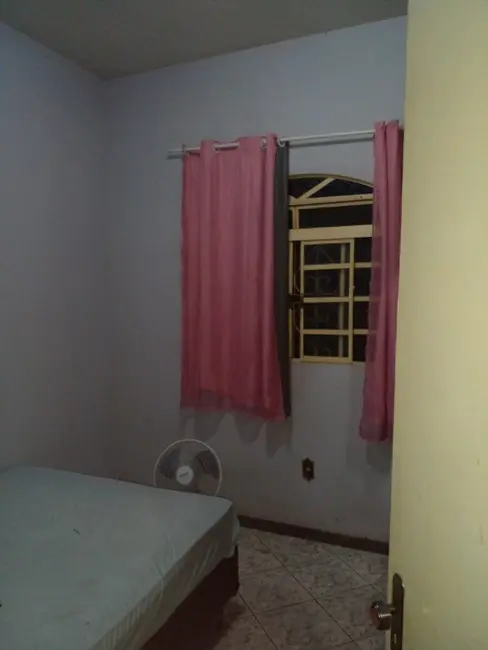 Foto 6 de Casa com 2 quartos à venda, 180m2 em Cruzeiro do Sul, Betim - MG
