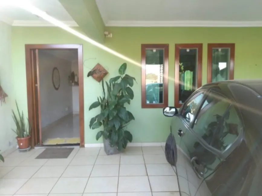 Foto 3 de Casa com 4 quartos à venda, 330m2 em Contagem - MG