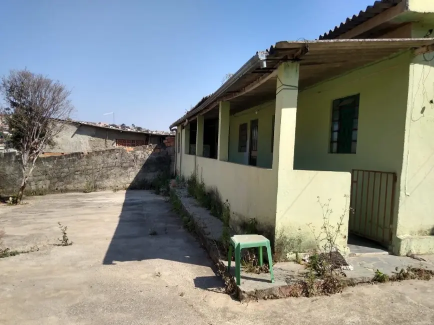 Casa com 2 quartos à venda, 360m2 em Contagem - MG - imagem 8 Foto 8 de Casa com 2 quartos à venda, 360m2 em Contagem - MG
