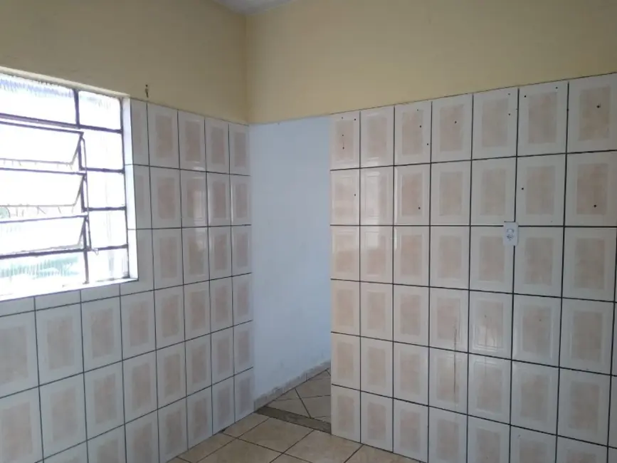 Foto 1 de Casa com 2 quartos à venda, 360m2 em Contagem - MG