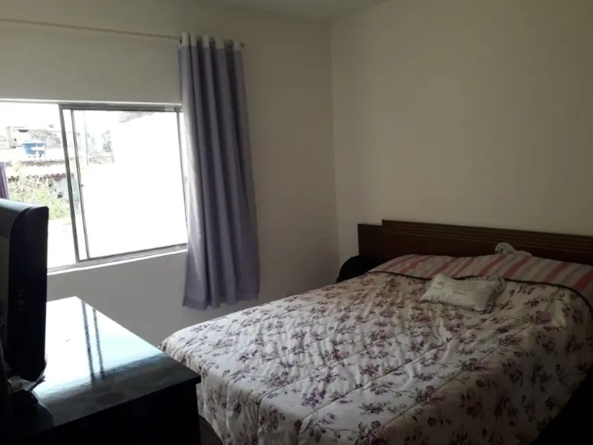 Casa com 2 quartos à venda, 130m2 em Contagem - MG - imagem 5 Foto 5 de Casa com 2 quartos à venda, 130m2 em Contagem - MG