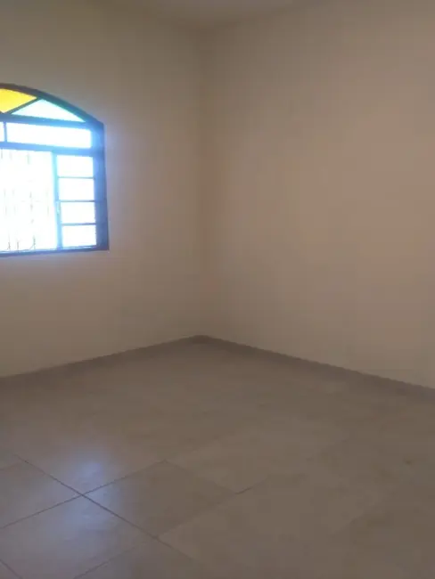 Foto 6 de Casa com 4 quartos à venda, 150m2 em Vila das Flores, Betim - MG