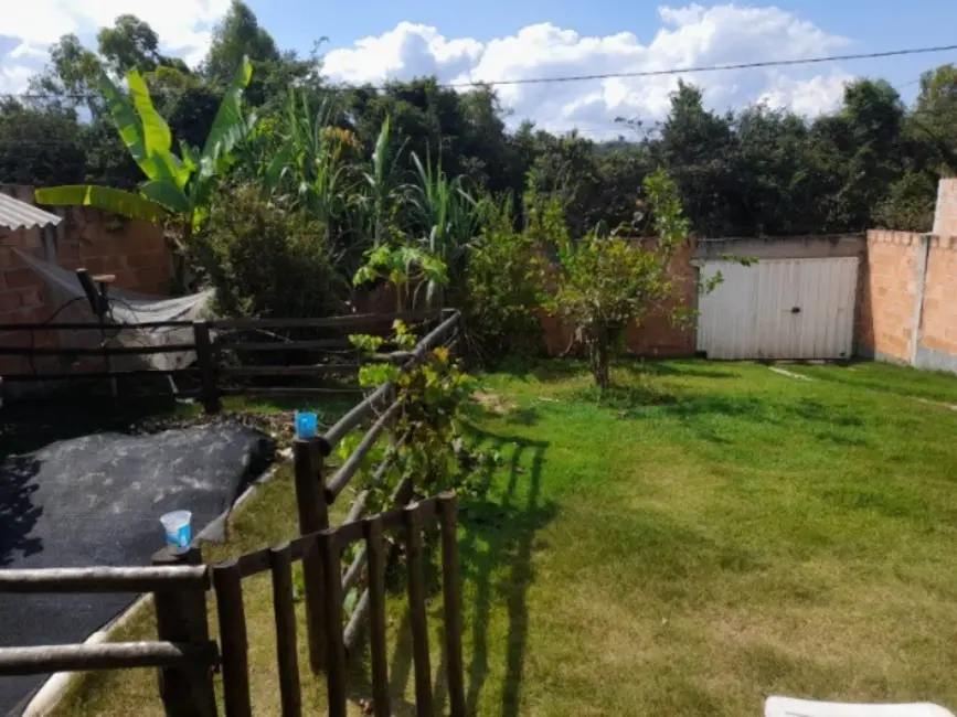 Foto 5 de Casa com 2 quartos à venda, 360m2 em Esmeraldas - MG