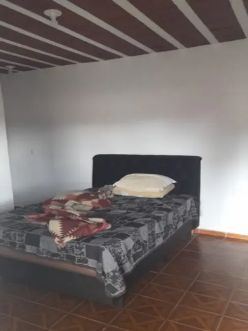 Foto 3 de Casa com 1 quarto à venda, 50m2 em Petrópolis, Betim - MG