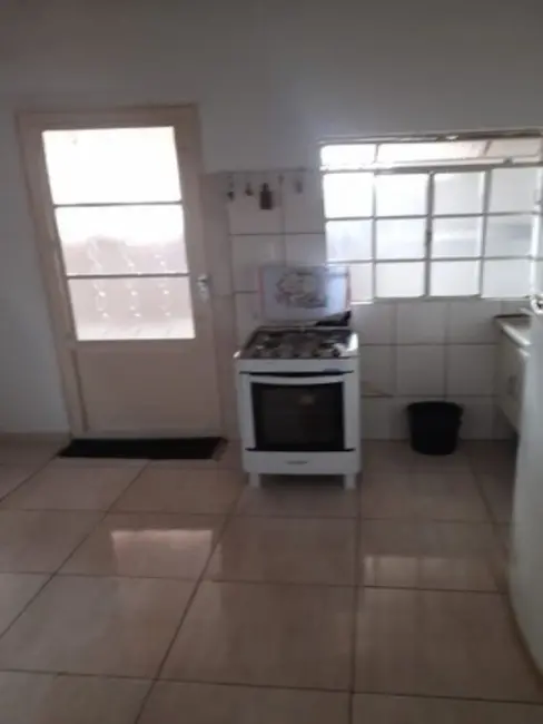 Foto 1 de Casa com 1 quarto à venda, 50m2 em Petrópolis, Betim - MG