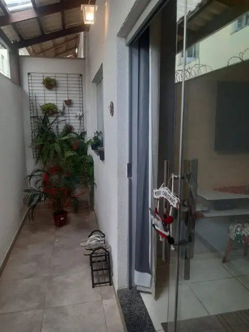 Casa com 3 quartos à venda, 121m2 em Ponte Alta, Betim - MG - imagem 7 Foto 7 de Casa com 3 quartos à venda, 121m2 em Ponte Alta, Betim - MG