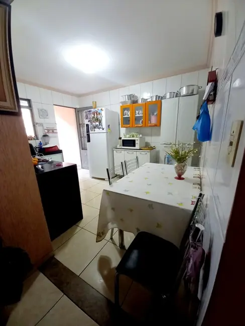 Foto 3 de Casa com 3 quartos à venda, 120m2 em Imbiruçu, Betim - MG