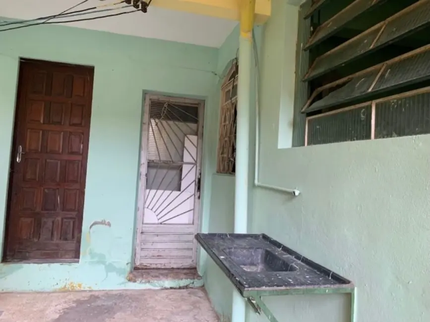 Casa com 5 quartos à venda, 300m2 em Guanabara, Betim - MG - imagem 3 Foto 3 de Casa com 5 quartos à venda, 300m2 em Guanabara, Betim - MG