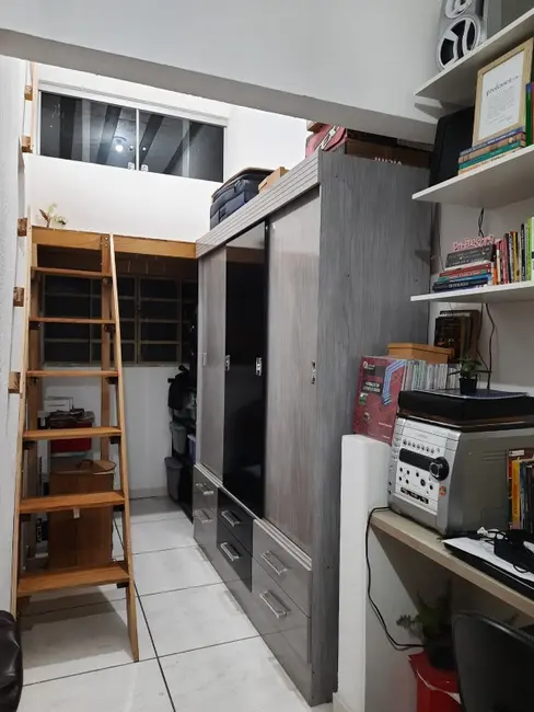 Foto 8 de Casa com 4 quartos à venda, 120m2 em Contagem - MG
