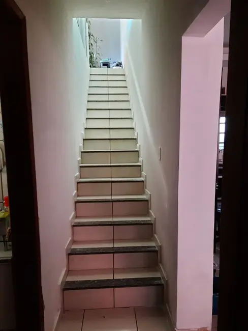 Foto 9 de Casa com 4 quartos à venda, 120m2 em Contagem - MG