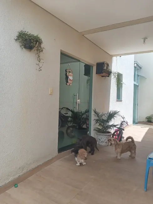 Foto 8 de Casa com 3 quartos à venda, 150m2 em Contagem - MG