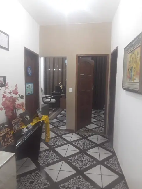 Foto 3 de Casa com 2 quartos à venda, 180m2 em Contagem - MG