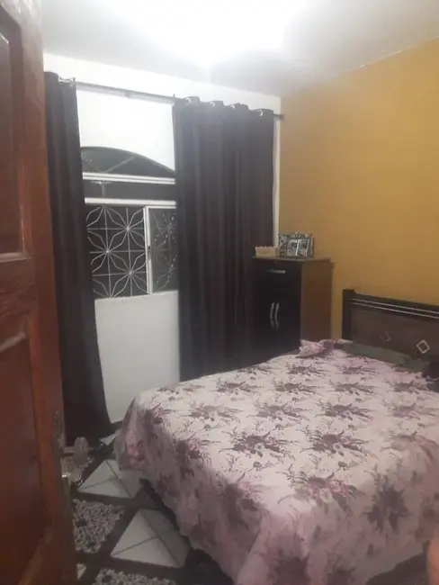 Foto 4 de Casa com 2 quartos à venda, 180m2 em Contagem - MG