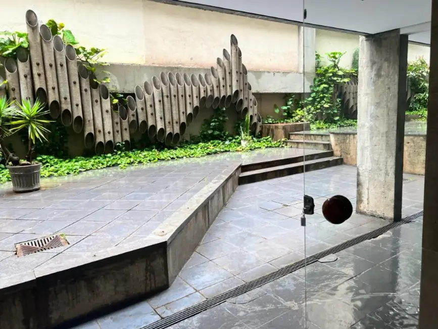 Loja à venda, 18m2 em Lourdes, Belo Horizonte - MG - imagem 6 Foto 6 de Loja à venda, 18m2 em Lourdes, Belo Horizonte - MG