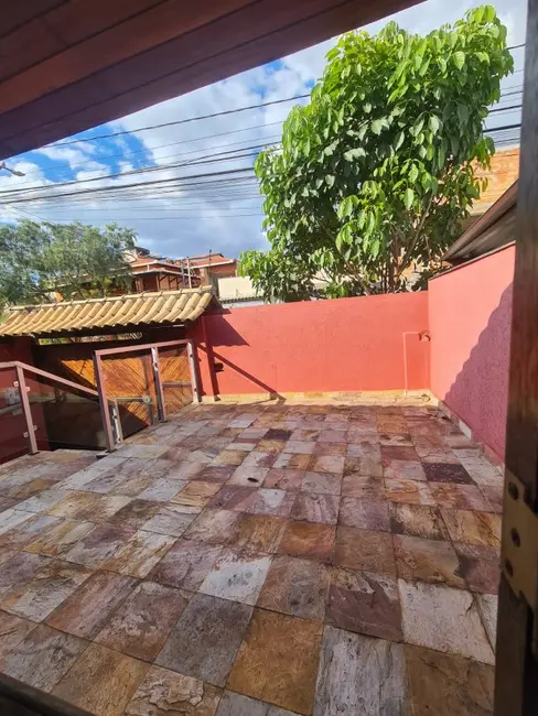 Foto 4 de Casa com 4 quartos à venda, 360m2 em Contagem - MG