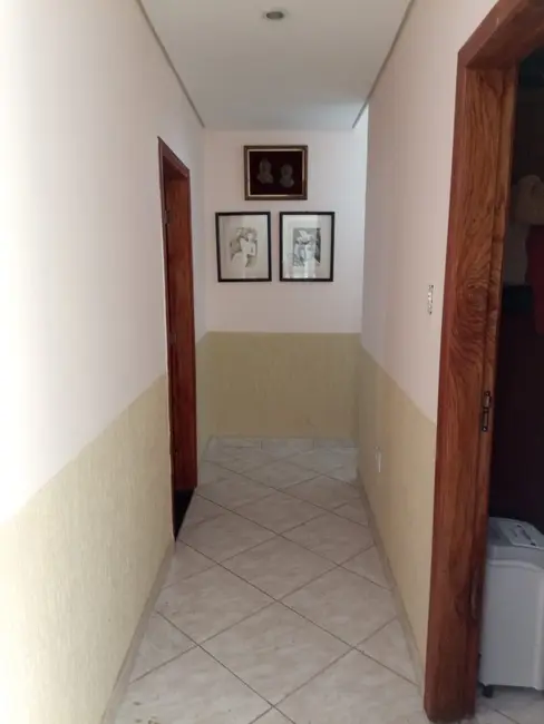 Casa com 2 quartos à venda, 200m2 em Jardim das Alterosas - 2ª Seção, Betim - MG - imagem 5 Foto 5 de Casa com 2 quartos à venda, 200m2 em Jardim das Alterosas - 2ª Seção, Betim - MG