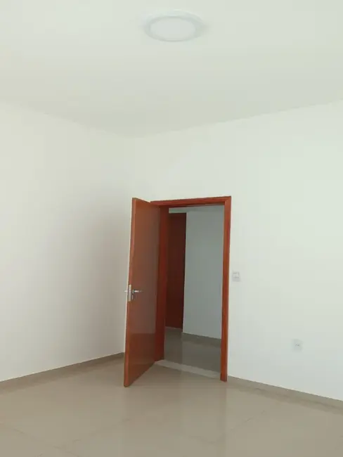 Casa com 3 quartos à venda, 180m2 em Esmeraldas - MG - imagem 6 Foto 6 de Casa com 3 quartos à venda, 180m2 em Esmeraldas - MG