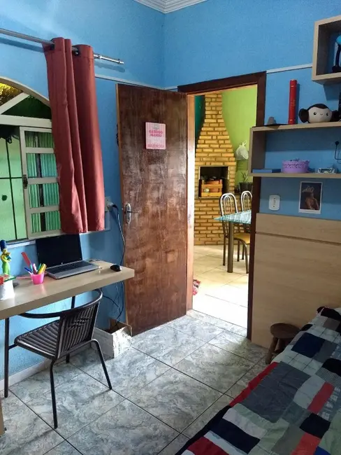 Foto 4 de Casa com 3 quartos à venda, 180m2 em Contagem - MG