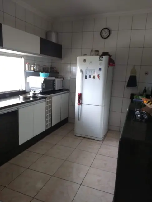 Foto 8 de Casa com 3 quartos à venda, 180m2 em Contagem - MG