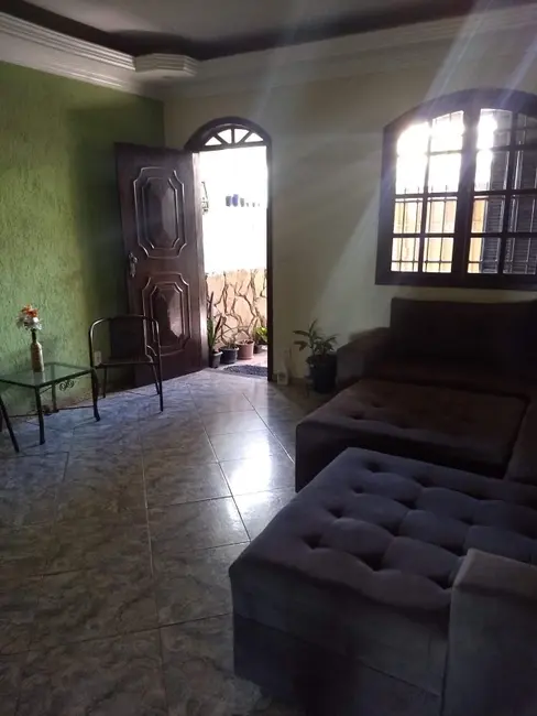 Foto 6 de Casa com 3 quartos à venda, 180m2 em Contagem - MG