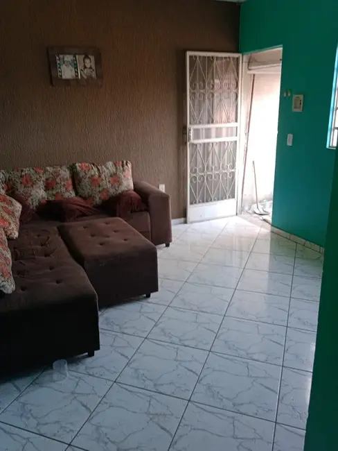 Foto 5 de Casa com 4 quartos à venda, 380m2 em Jardim Perla, Betim - MG