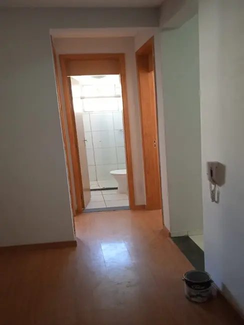 Foto 2 de Apartamento com 2 quartos à venda, 45m2 em Vespasiano - MG