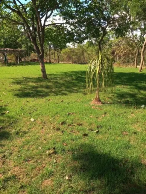 Foto 1 de Terreno / Lote à venda, 1000m2 em Curvelo - MG