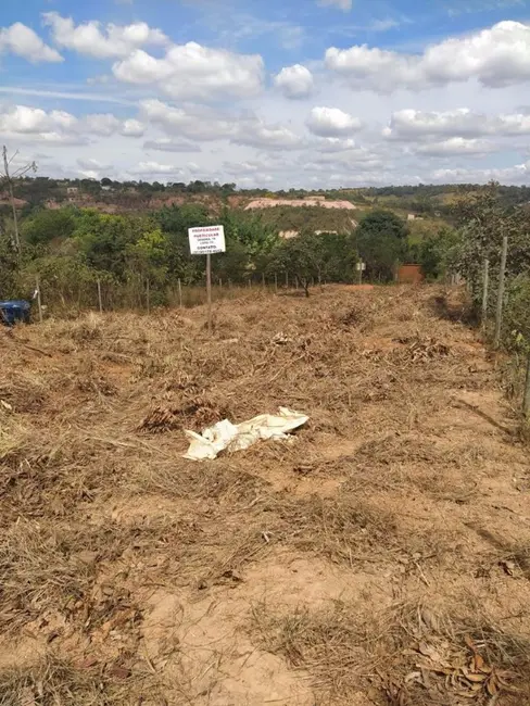 Foto 3 de Terreno / Lote à venda, 360m2 em Juatuba - MG