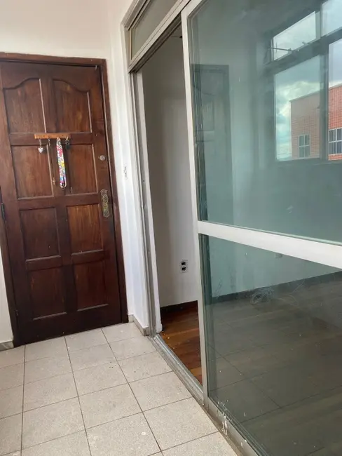 Foto 2 de Apartamento com 3 quartos à venda, 75m2 em Contagem - MG