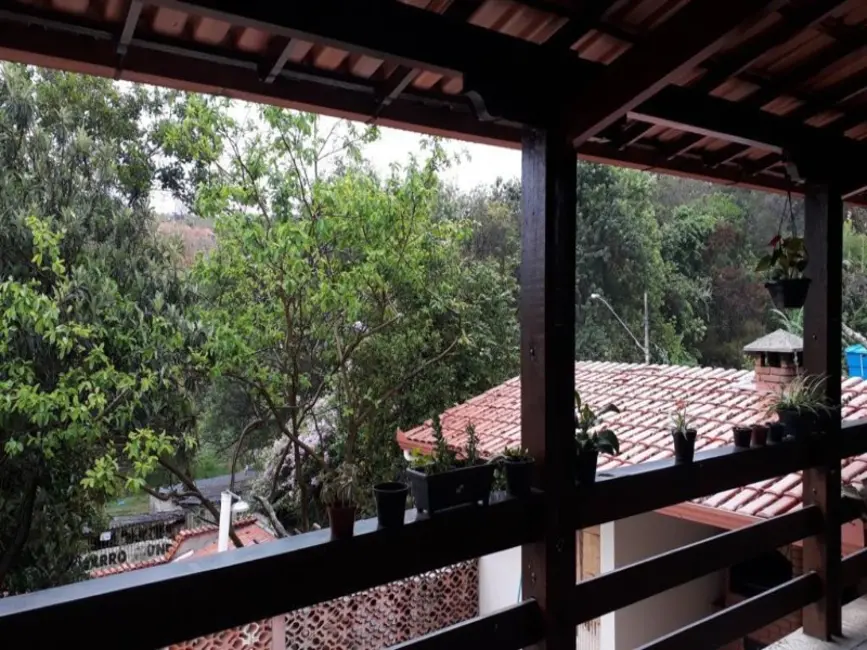 Foto 5 de Casa com 3 quartos à venda, 360m2 em Jardim Casa Branca, Betim - MG