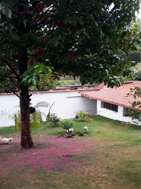 Foto 7 de Casa com 3 quartos à venda, 360m2 em Jardim Casa Branca, Betim - MG