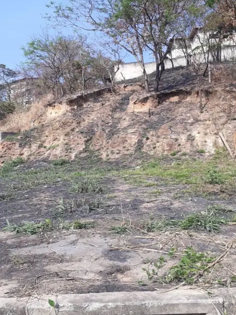 Foto 5 de Terreno / Lote à venda, 370m2 em Jardim Casa Branca, Betim - MG