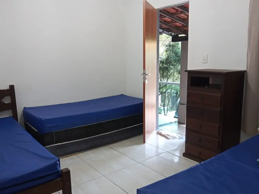 Sítio / Rancho com 5 quartos à venda, 1500m2 em Vale das Acácias, Ribeirao Das Neves - MG - imagem 9 Foto 9 de Sítio / Rancho com 5 quartos à venda, 1500m2 em Vale das Acácias, Ribeirao Das Neves - MG