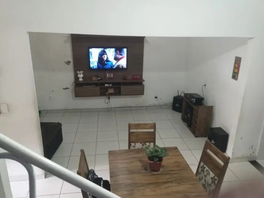 Casa com 5 quartos à venda, 150m2 em Santa Cruz, Betim - MG - imagem 2 Foto 2 de Casa com 5 quartos à venda, 150m2 em Santa Cruz, Betim - MG