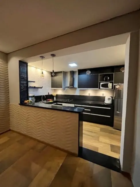 Casa com 3 quartos à venda, 360m2 em Felixlândia (Justinópolis), Ribeirao Das Neves - MG - imagem 3 Foto 3 de Casa com 3 quartos à venda, 360m2 em Felixlândia (Justinópolis), Ribeirao Das Neves - MG