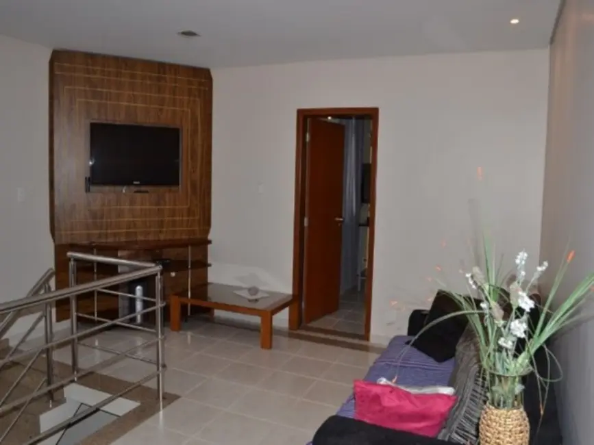 Foto 3 de Casa com 4 quartos à venda, 250m2 em Contagem - MG