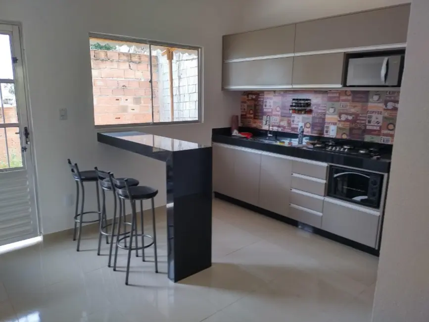Foto 1 de Casa com 3 quartos à venda, 250m2 em Vereda, Ribeirao Das Neves - MG