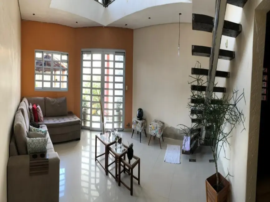 Foto 4 de Casa com 3 quartos à venda, 205m2 em Niterói, Betim - MG
