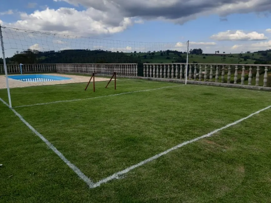 Foto 9 de Sítio / Rancho com 5 quartos à venda, 20000m2 em Itatiaiucu - MG